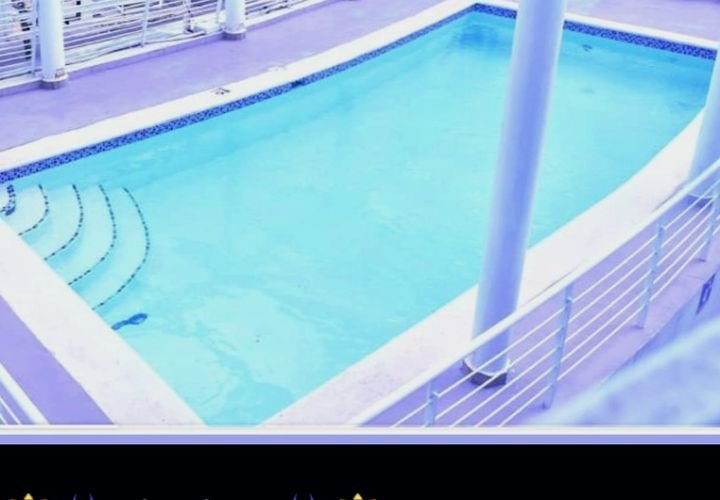 Galería · Piscina al aire libre en la azotea - imagen ilustrativa 6